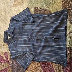Haggar, men's small short sleeved button up shirt